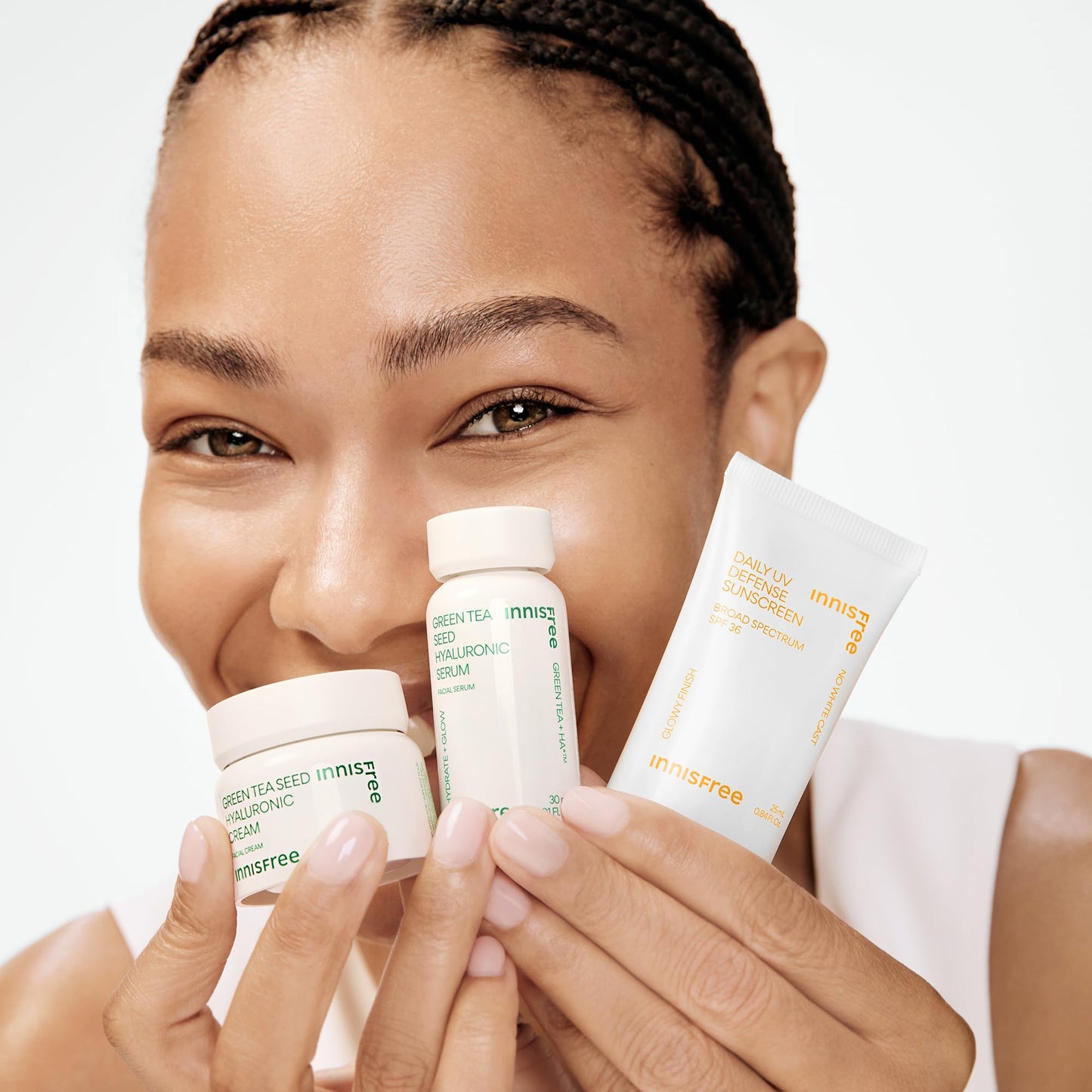 innisfree Hydrate & Protect Mini Set, Korean Serum, Cream & Sunscreen with Green Tea and Hyaluronic Acid, Travel Skincare Trio