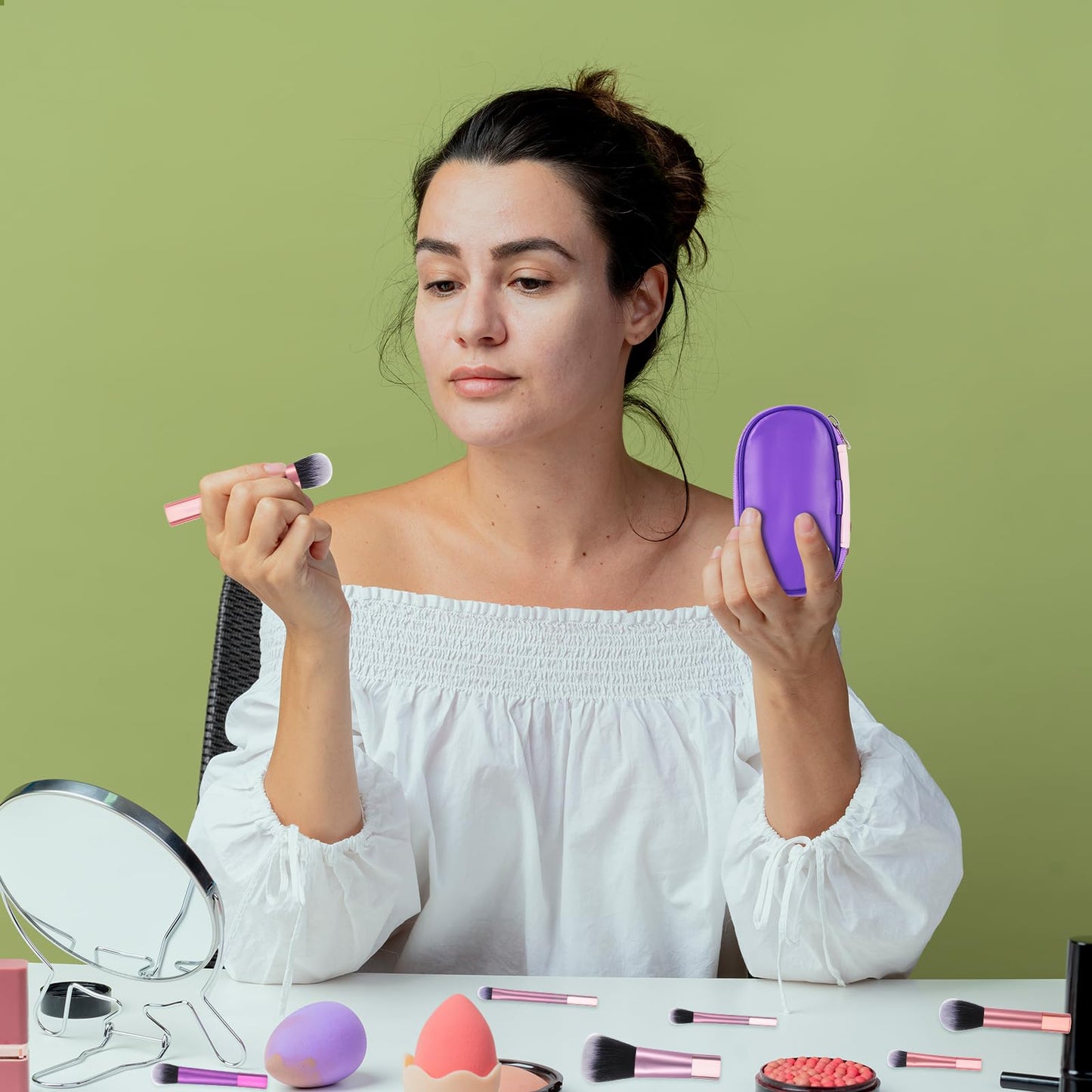 AOZUO Travel Makeup Brush Set, Portable Mini Cosmetic Brushes with Case Full Complete Function Makeup Brushes Kit with Pouch Foundation Eyebrow Blending Concealer Blush Eyeshadow Contour Pow(Pink)