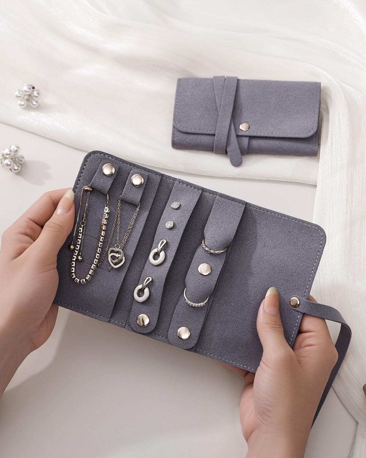 CASEGRACE Travel Jewelry Organizer Roll, Portable Velvet Jewelry Storage Roll Earring Organizer Bag, Jewelry Pocket for Necklaces, Rings, Earrings (Gray)