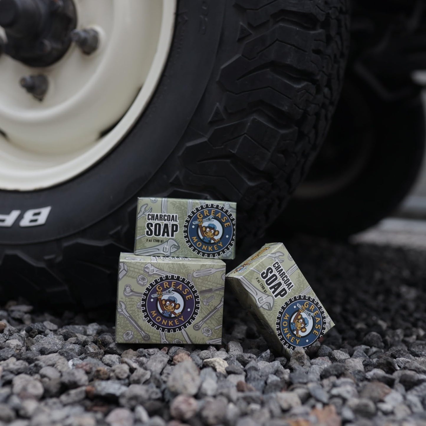 Bali Soap Grease Monkey - Natural Soap for Men, Dad, Husband - Special Father's Day Gift - Activated Charcoal Scrub for Mechanic - Cleans Dirty, Greasy Hands - Pack of 1, 7oz Bar