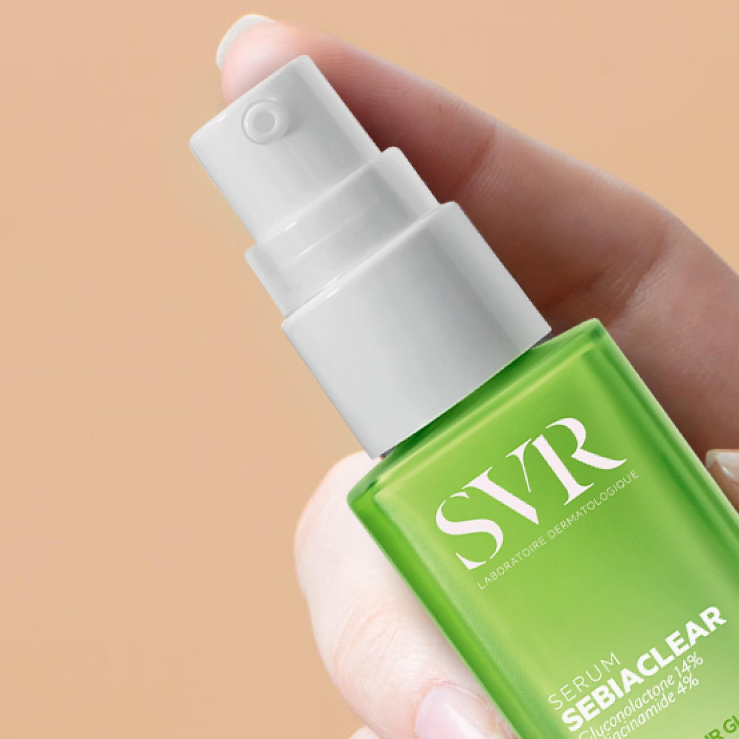 SVR Sebiaclear Face Serum. Retinol Alternative with Niacinamide & Hyaluronic Acid For Sensitive Oily Skin. Reduce the Appearance of Fine Lines, Wrinkles, Control Breakouts & Unclog Pores, 1 fl.oz