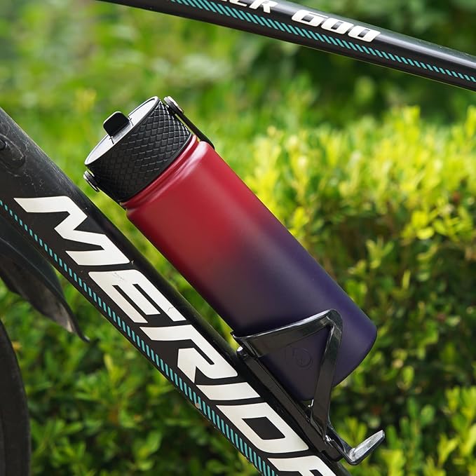 BJPKPK Insulated Water Bottles with Straw Lid, 22oz Cold & Hot Thermo, Stainless Steel Metal Water Bottle with 3 Lids, Reusable Thermo, Cups, Mugs-Charming Red