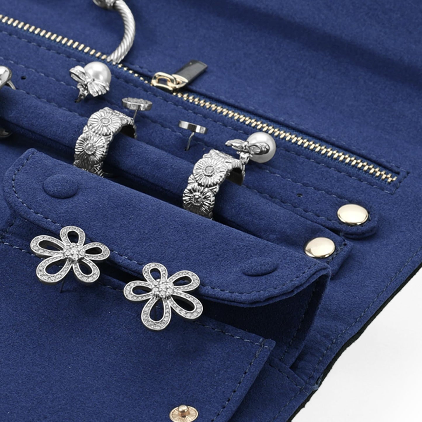 Papten Leather Travel Jewelry Organizer Bag Foldable Jewelry Case with Tangle-Free Pouch, Expandable Jewelry Roll Organizer for Necklaces, Earrings, Rings Storage for Travel Accessories(Black+Blue)