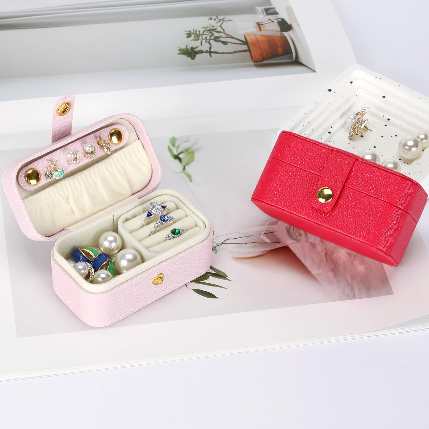 KUKUVR Small Travel Jewelry Box, Mini Jewelry Holder for Multiple Rings Necklace Earrings Lipstick, Portable Jewelry Storage Organizer Case with Removable Ring Slot (PINK)