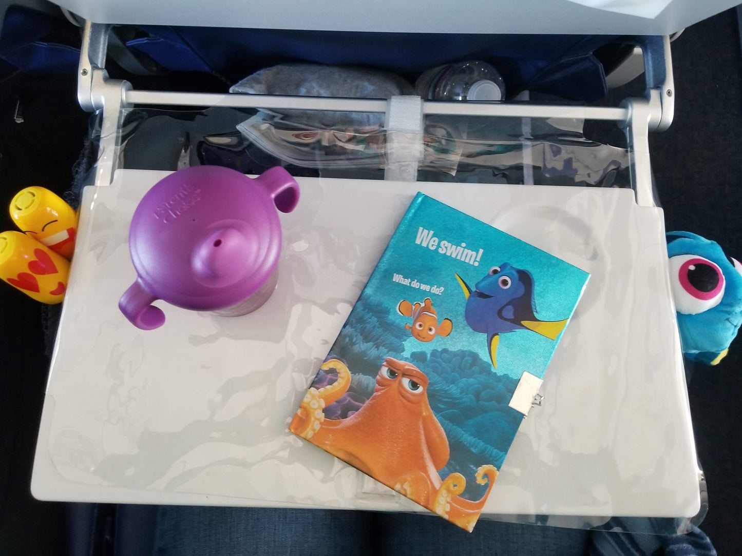 1st Class Kid Universal Airplane Travel Phone Holder with 360° Rotation | Plane Tray Table Cover with Side Pockets | Clip-On Carry Bag | in-Flight Travel Essentials | 3-Piece Travel Accessory Set