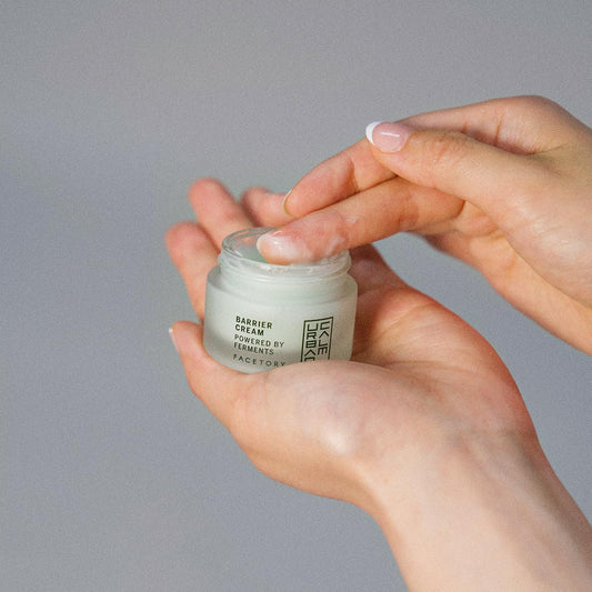 FACETORY Urban Calm Barrier Cream Mini Travel Size 15g - Skin Barrier Lotion with Fermented Honeybush - Hydrating Rich Water Gel for Dry, Oily & Sensitive Skin