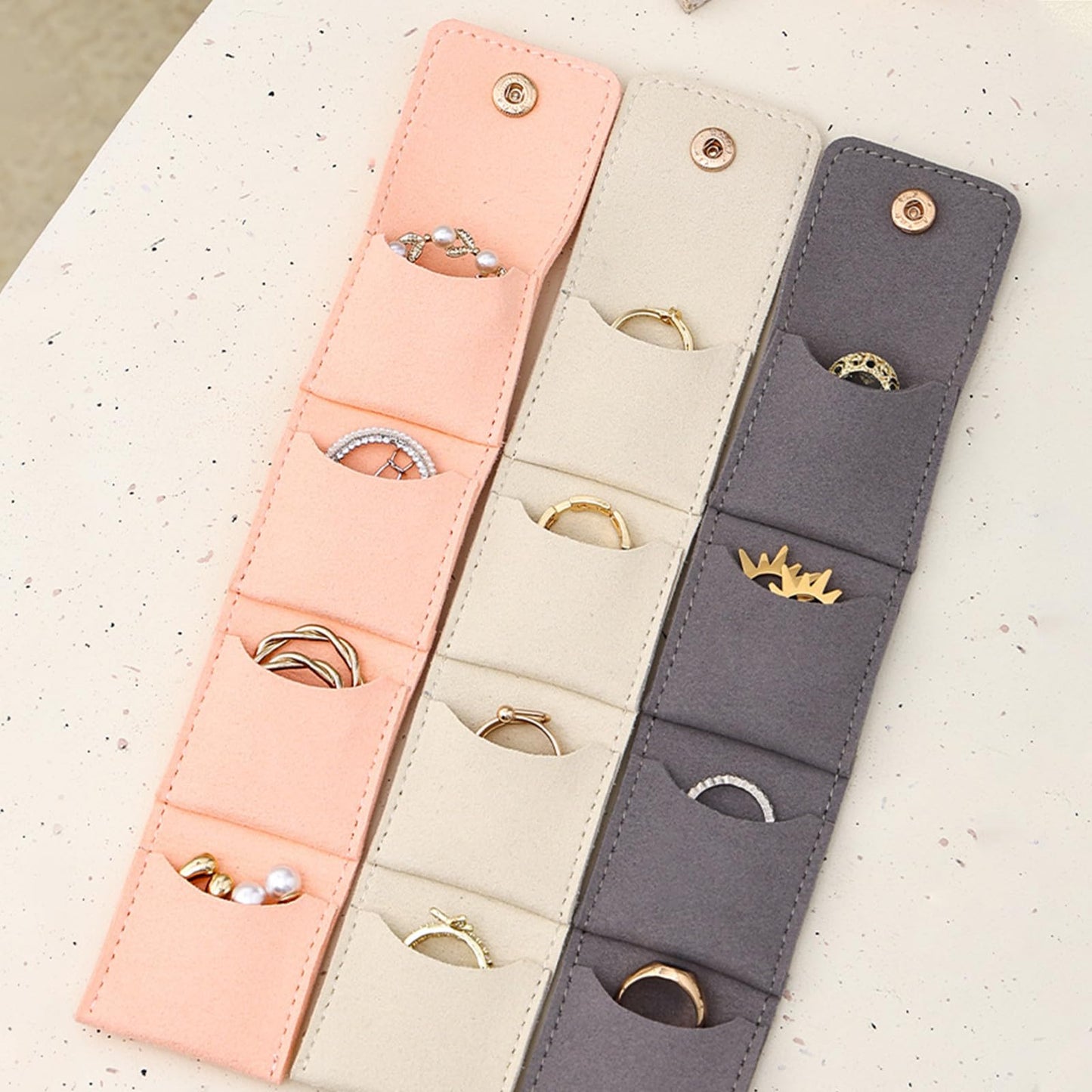 Jwtolp Mini Travel Jewelry Bag, Mini Travel Jewelry Roll Bag with Buckle, Portable Foldable Multifunctional Travel Jewelry Organizer Case, Small Jewelry Box for Earrings, Rings, Necklaces