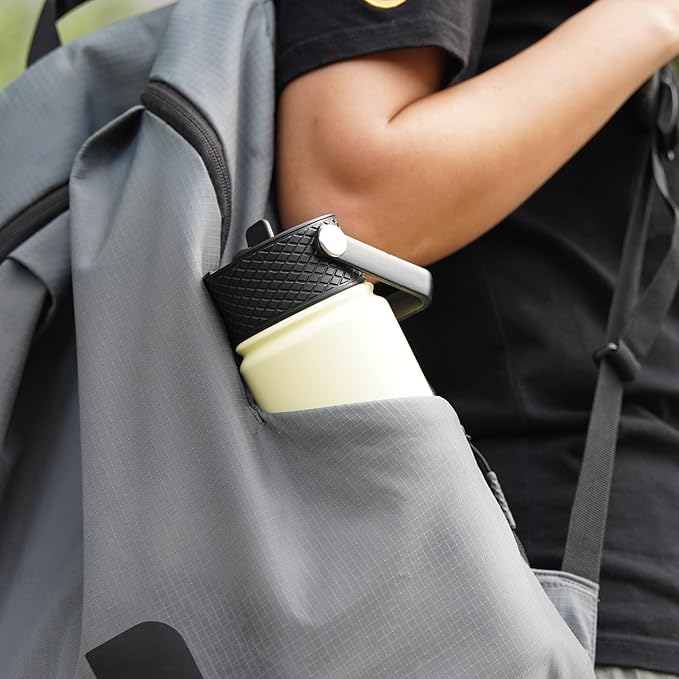 BJPKPK Insulated Water Bottles with Straw Lid, 22oz Cold & Hot Thermo, Stainless Steel Metal Water Bottle with 3 Lids, Reusable Thermo, Cups, Mugs for Daily Use-Avocado