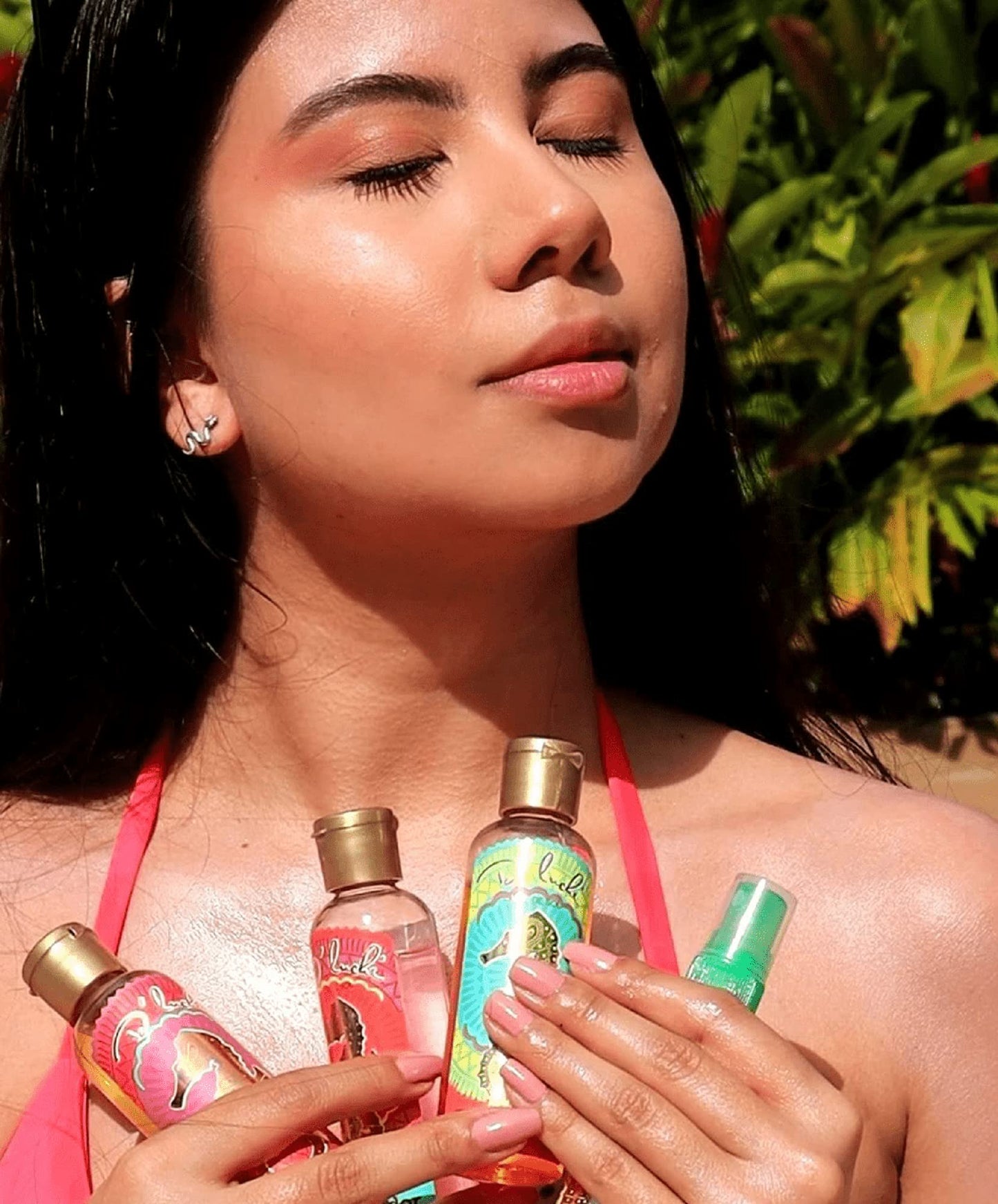 D'Luchi Mini Tanning Kit, Enriched with Collagen & Vitamin E, Carrot, Coconut, Almond Tanning Lotion & Gold Body Lotion Set of 4 Essential Tanning Products