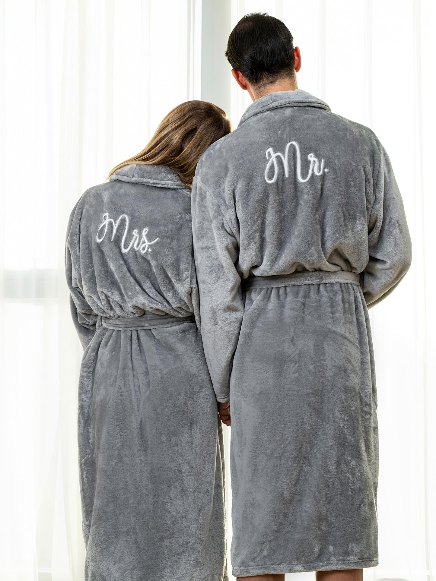Jecery 2 Pcs His and Hers Robes for Couples Mr and Mrs Bathrobes Flannel Embroidered Matching Robes Wedding Engagement Gifts(Gray)