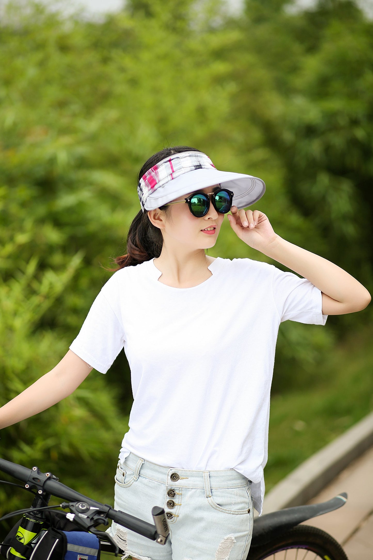 icolor Women Sun Hats UPF 50 Sun Protection Hat Summer Outdoor Neck Shield Flap Visor Hat Ponytail Hats Wide Brim Beach Hat (LightGray)