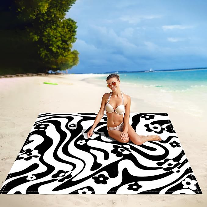 Black Beach Blanket Waterproof Sandproof, 78”x 86” Large Beach Mat for 4-6 Adults, Polyester Lightweight Compact Sandfree Outdoor Picnic Blankets with 4 Stakes & Pockets for Travel, Camping, Hiking
