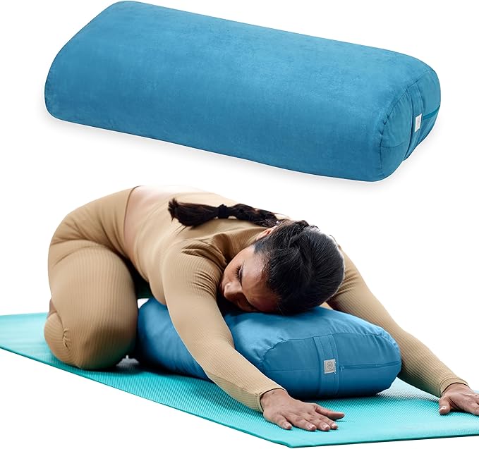 Gaiam Yoga Bolster - Long, Rectangular Meditation Pillow - Supportive Cushion for Restorative Yoga and Sitting on the Floor - Built-In Carrying Handle - Machine Washable Cover'