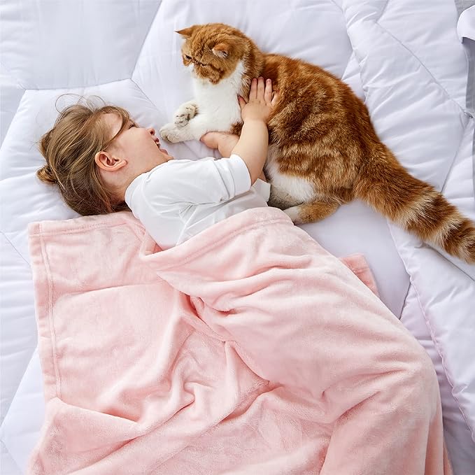 Bedsure GentleSoft Bedding Fleece Blanket for Girls and Boys - Soft Cozy Cute Small Throw Blankets for Travel, 43x55 Inches, Pink