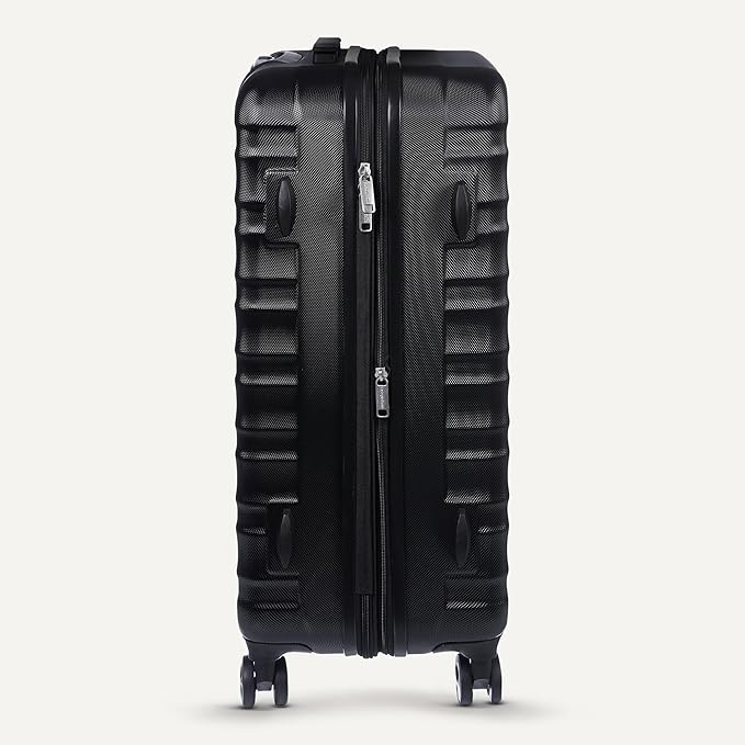 Amazon Basics 3-Piece Set (21", 26", 30"), Hardshell Suitcases With Wheels, Expandable For Up to 25% More Space, With Scratch-Resistant Surface, Four Multi-directional Wheels, Black