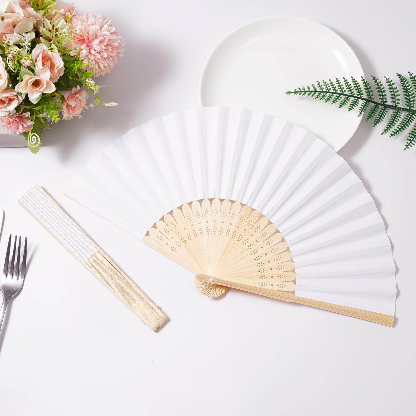 Sepwedd 50pcs White Paper Hand Fan Bamboo Folding,Handheld Paper Folded for Wedding Party and Home Decoration