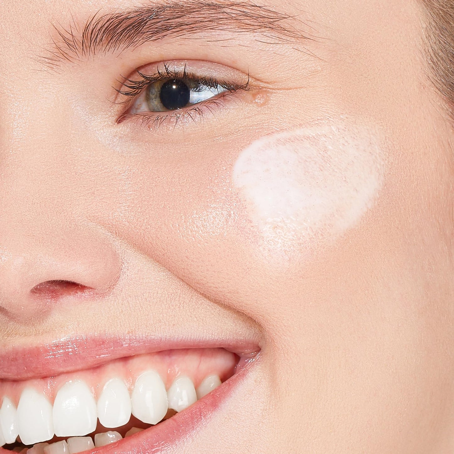 Beekman 1802 Bloom Cream Goat Milk Face Moisturizer, 15mL - Lightweight, Gentle, Deeply Hydrating & Nourishes Skin Barrier - All Skin Types - Cruelty Free - Packaging May Vary