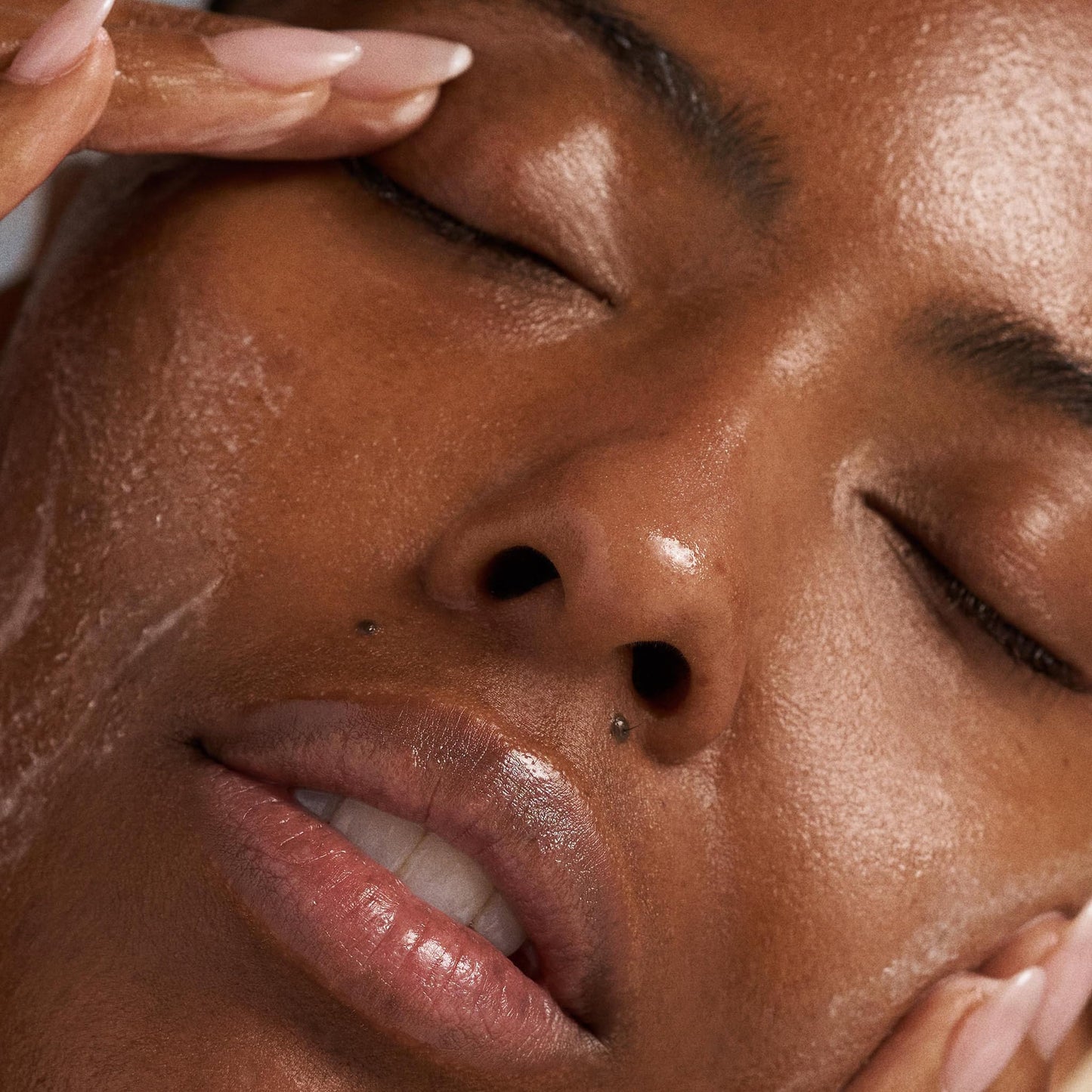 Dermalogica Precleanse Oil Cleanser, Makeup Remover for Face - Cleanse Pore and Melts Makeup, Oils, Sunscreen and Environmental Pollutants, Travel Size, 1 fl oz