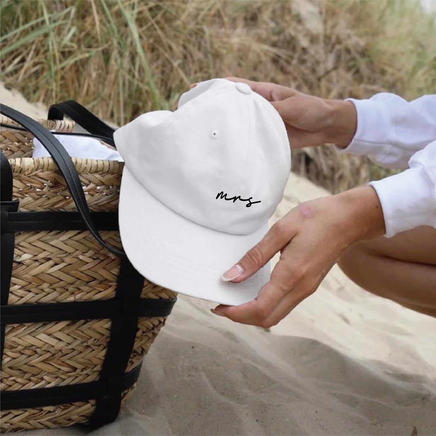 Bride Hat Bridal Shower Gifts for Bride,Newlyweds Honeymoon Wedding Gifts Adjustable Baseball Cap(MS-XZ)