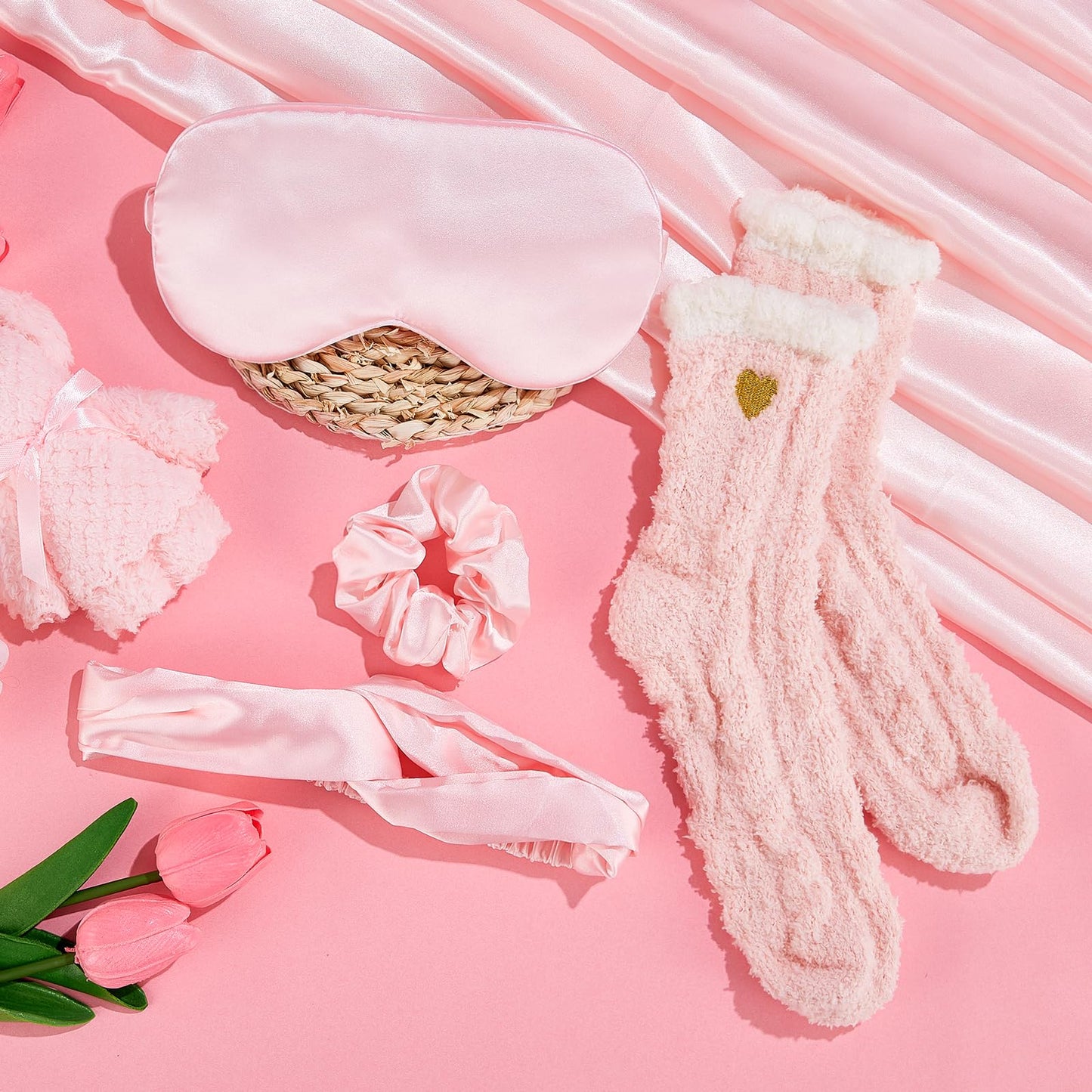 LuckyBundle Birthday Gifts for Women - Luxury Self Care Gift Basket for Her, Mom, Sister, Bestied Coworker - Unique Spa Care Package with Flannel Blanket - Ideal for Mother's Day, Get Well Soon