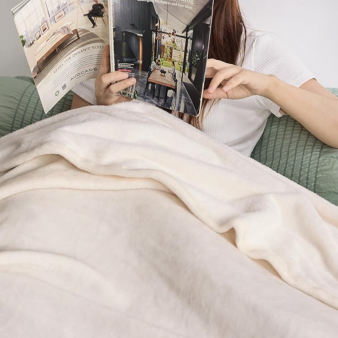 Bedsure GentleSoft Fleece Bed Blankets Full Size Cream - Soft Lightweight Plush Fuzzy Cozy Luxury Blanket Microfiber, 84x90 inches