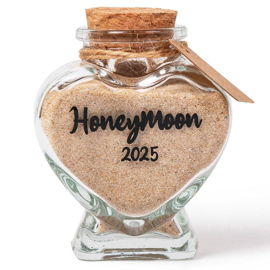 TUNGURIS Honeymoon Sand Keepsake Jar 2025，Bridal Shower, Wedding, Engagement, Honeymoon, Travel Gift for Couples, Newlywed, Fiance(Gift Box Includes) - 40ml Heart Shape Glass