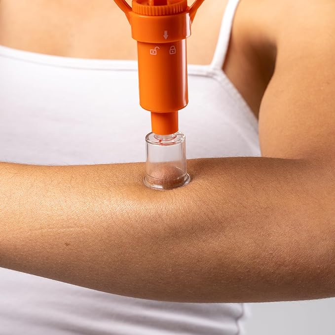 Archer MedTech Ven‑Ex Snake Bite & Bee Sting Kit – Portable Venom Extractor Pump with 2 Suction Cups, Tourniquet & Bonus Key‑chain CPR Face Shield – Compact First Aid for Hiking, Camping & Backpacking