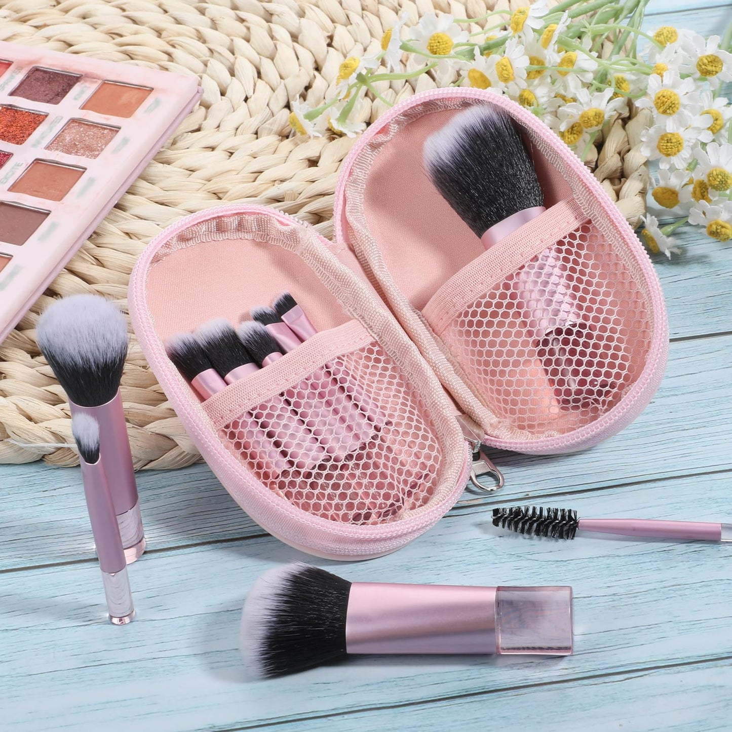 10 Pcs Mini Travel Makeup Brush Set With Pouch Pink Portable Travel Size Makeup Brushes Professional Cosmetic Brush Travel Essentials kits for Women Girls Brush Blush Powder Eye Shadow