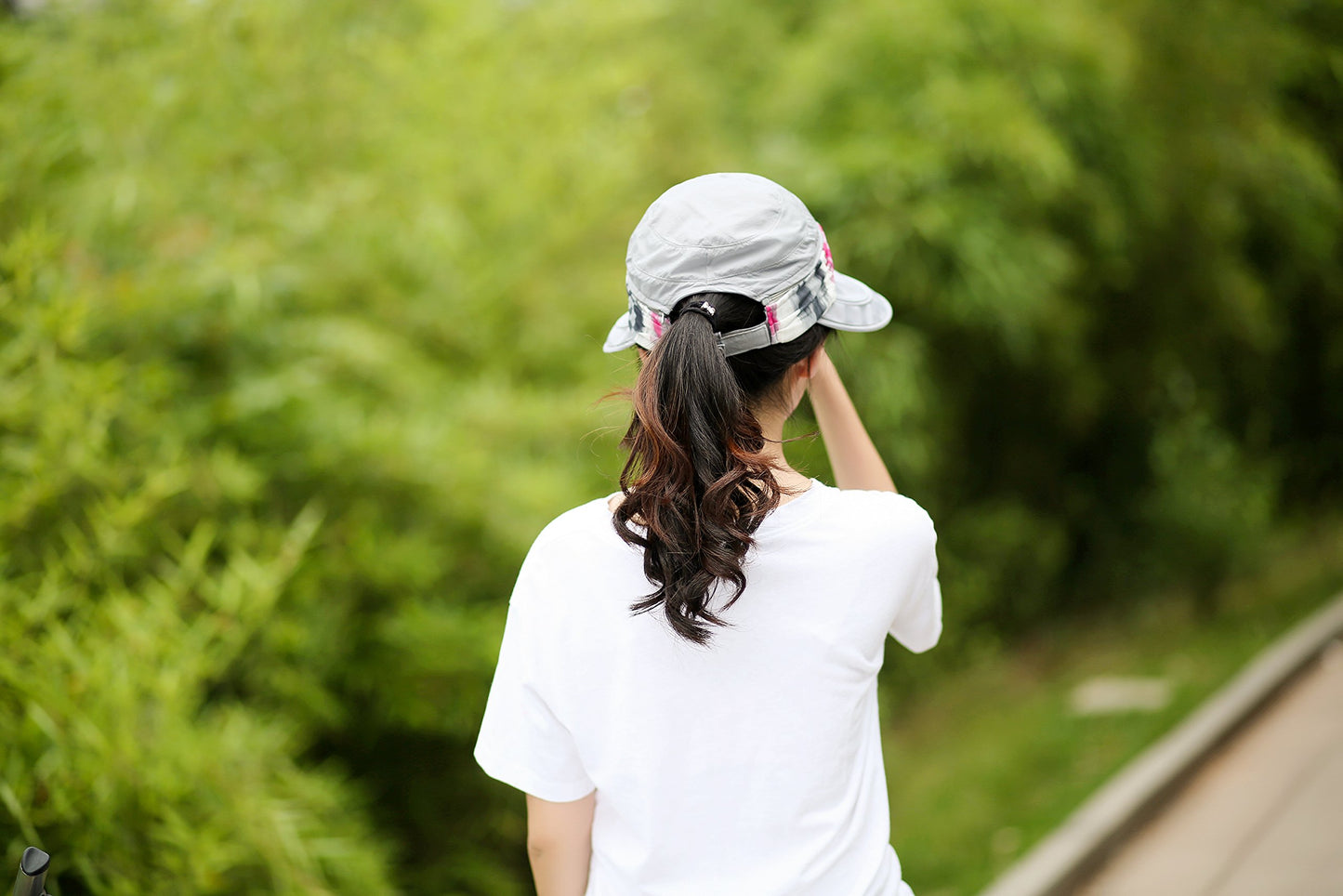 icolor Women Sun Hats UPF 50 Sun Protection Hat Summer Outdoor Neck Shield Flap Visor Hat Ponytail Hats Wide Brim Beach Hat (LightGray)