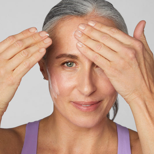 Clinique Smart Clinical Repair Wrinkle Correcting Anti Aging Face Cream With Hyaluronic Acid + Peptides For All Skin Types | Hydrating, Mini Travel Size, 0.5 Fl Oz