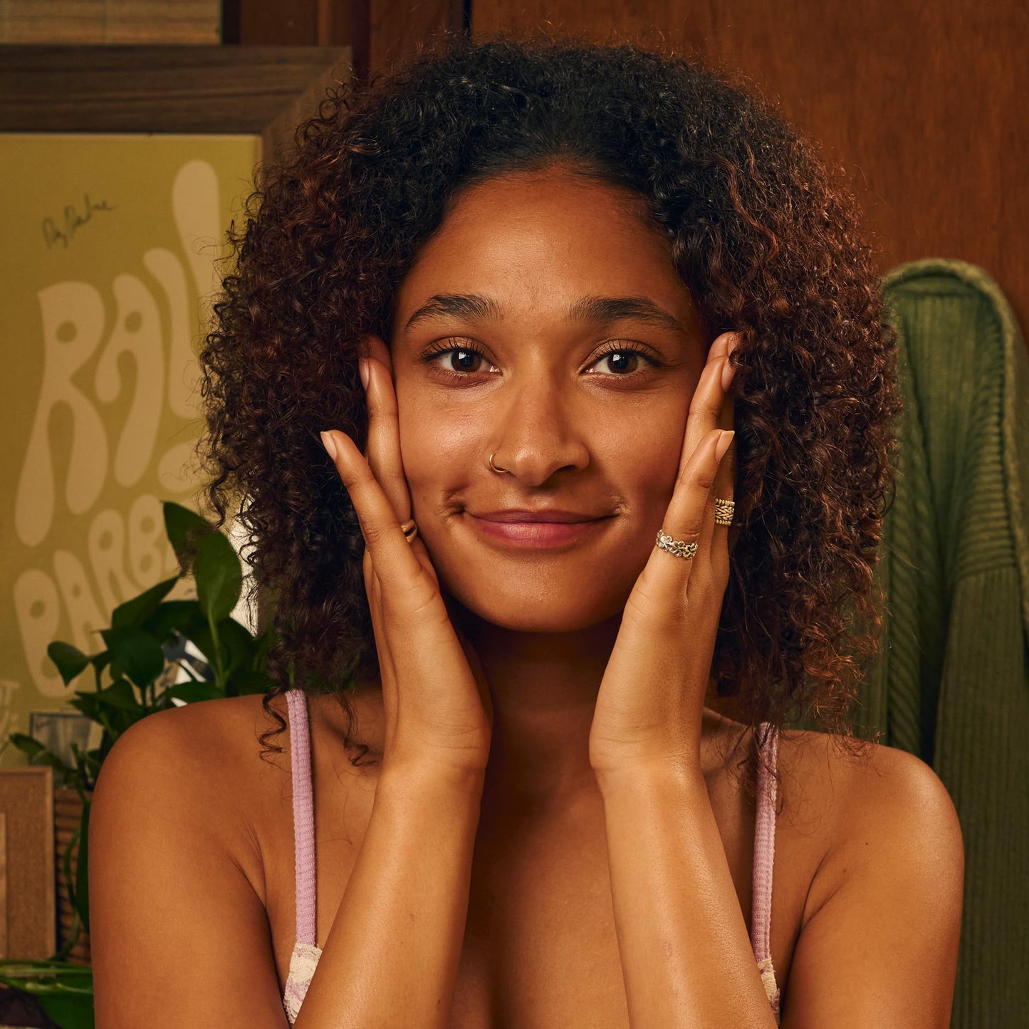 Sun Bum Daily SPF 30 Glow Sunscreen Face Lotion - Moisturizing Facial Sunscreen - Tinted - Dewy Finish - Hawaii 104 Act Compliant (Made without Octinoxate & Oxybenzone) - Travel Size - 1.7 oz