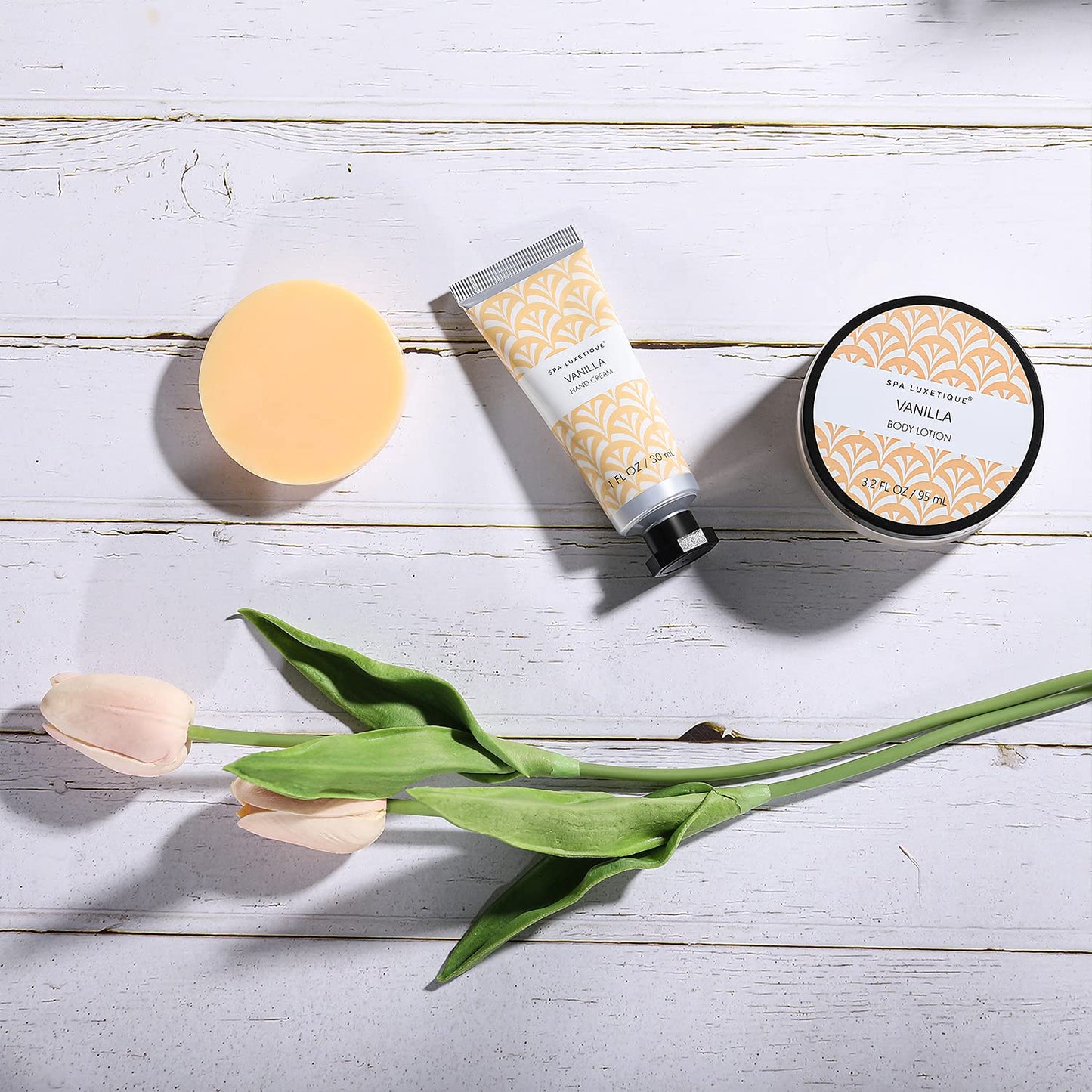 Spa Luxetique Spa Gifts for Women 6pc Vanilla Bath Sets Women Gift With Body Lotion, Shower Gel, Bubble Bath, Hand Cream, Bath and Body Gifts Set, Christmas Gifts