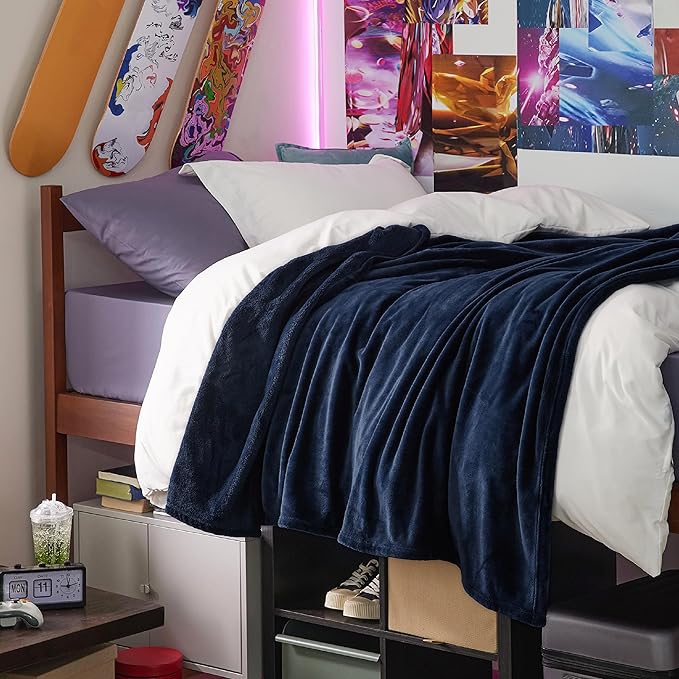 Bedsure GentleSoft Twin XL Fleece Blanket Dorm Bedding - Lightweight Soft Cozy Blankets for Bed, Sofa, Couch, Travel, Camping, Navy, 66"x90"