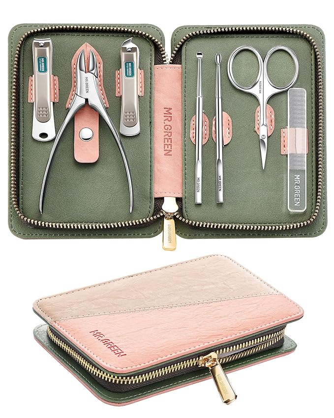 7Pcs Manicure Set, Pedicure Sets, Nail Clipper sets，Stainless Steel Professional Nail Cutter with Travel Case