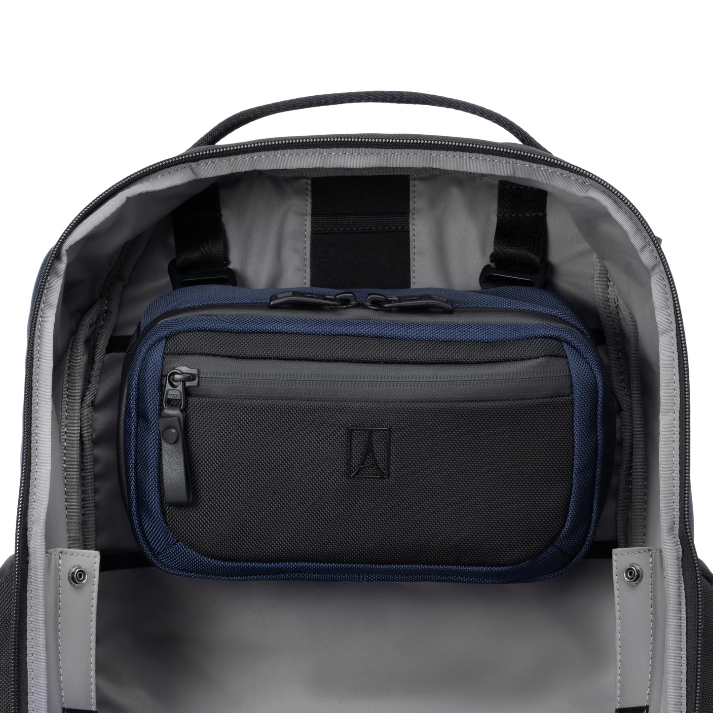 Travelpro Altitude Travel Essentials Organizaton Kit, Men and Women, Aviator Navy