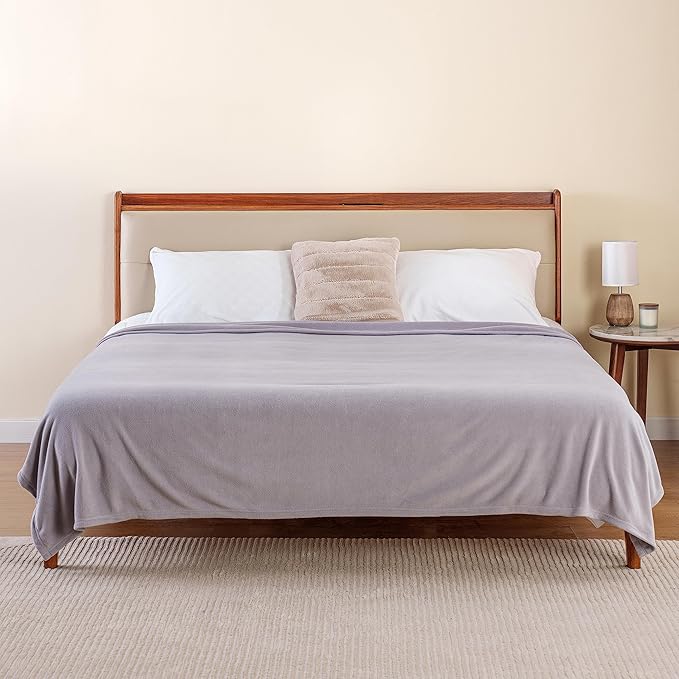 Berkshire Blanket Microfleece King Size Bed Blanket Chateau Gray,Lightweight Soft Breathable Plush Micro Fleece Blanket for Bed Couch Sofa,90x108 Inches