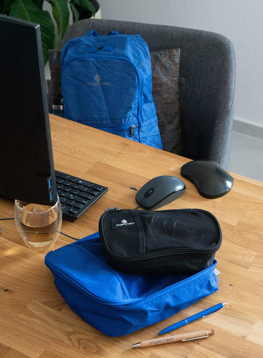 Eagle Creek Pack-It Original Small Packing Cubes for Suitcases - Durable Travel Organizer Bags for Luggage with Rugged Dual Zippers and Top Grab Handle, Black