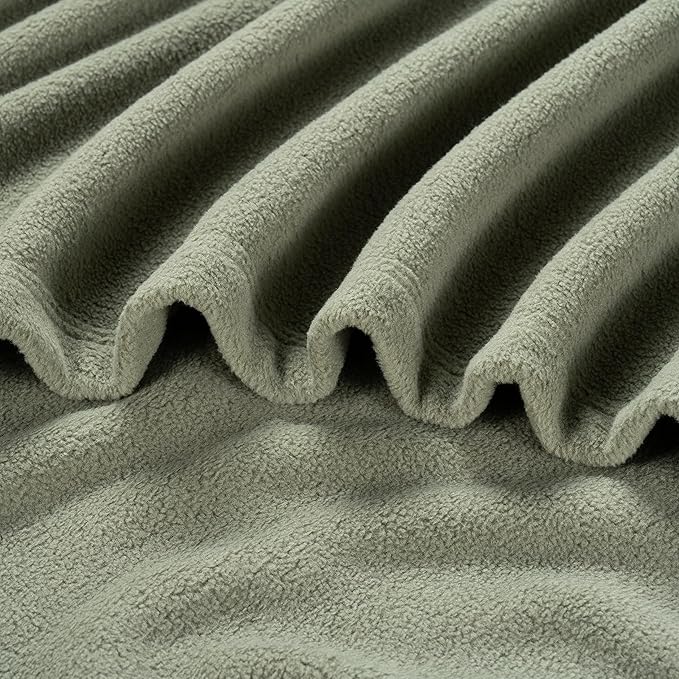 Berkshire Blanket Microfleece Throw Size Bed Throw Blanket Dark Sage Green,Lightweight Soft Breathable Plush Micro Fleece Throw Blanket for Travel,Bed and Couch,50x60 Inches